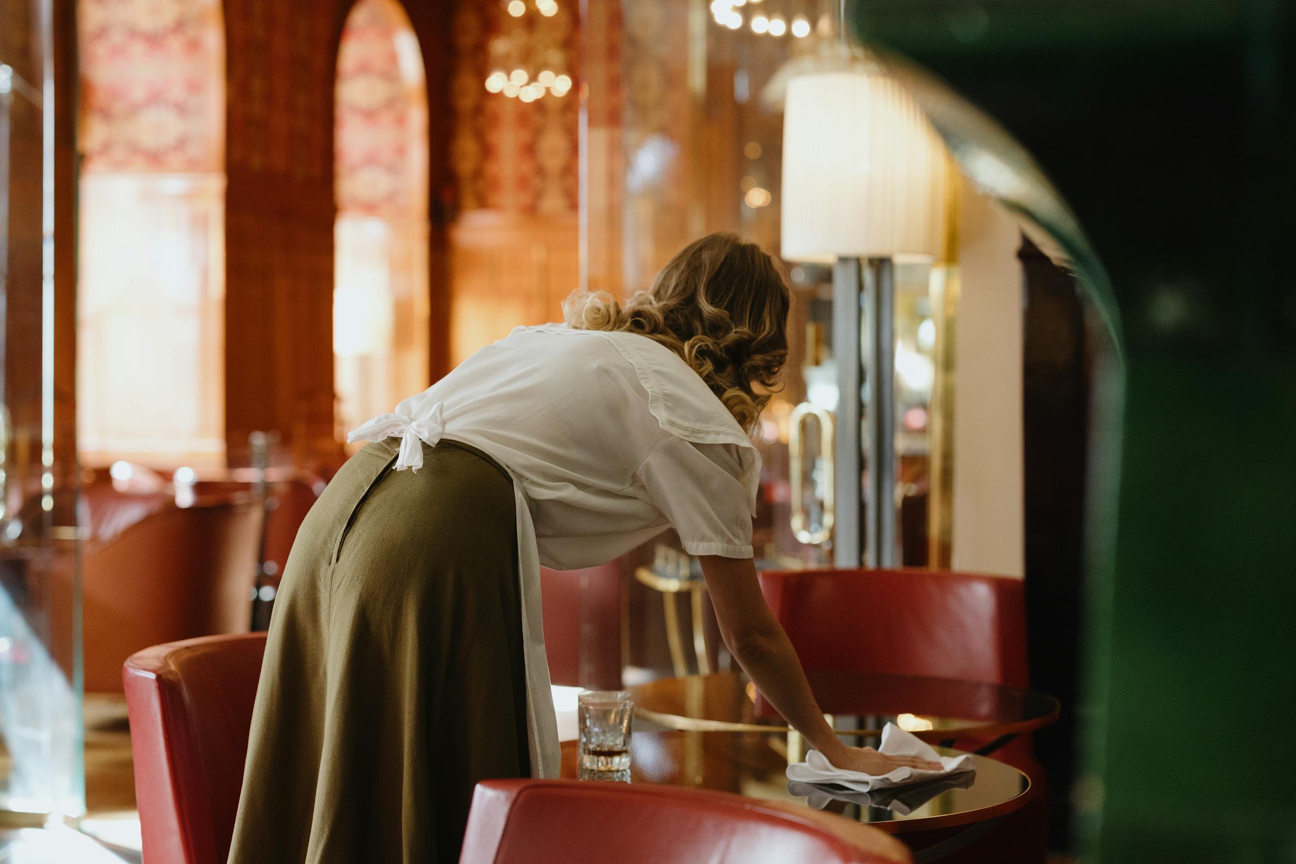 Restaurants Schoonmaak (Diensten):
Schoonmaak van (fastfood) restaurants zoals Burger King en McDonald's.